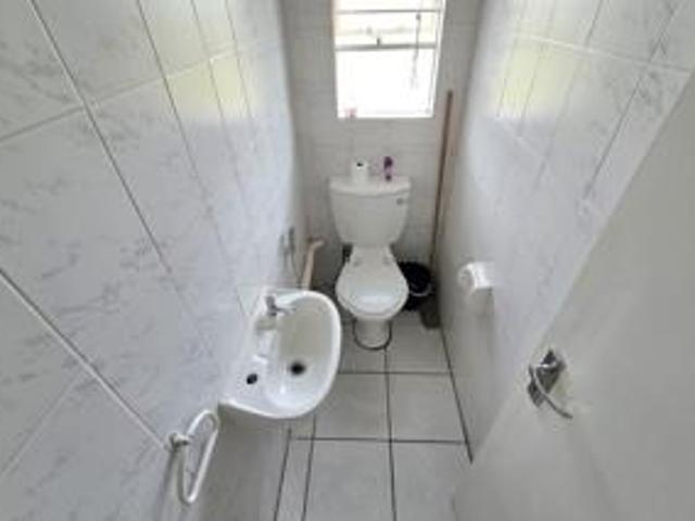 Townhouse for sale in Vosloorus, Gauteng