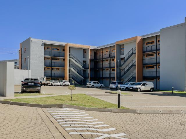 Townhouse for sale in Soweto, Gauteng