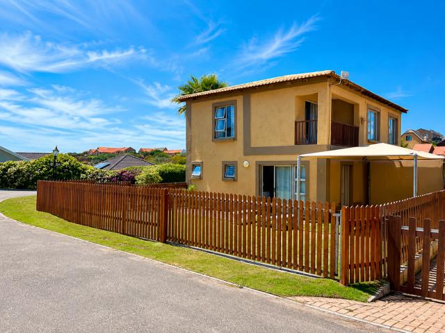 Townhouse for sale in Groot Brak Rivier, Western Cape