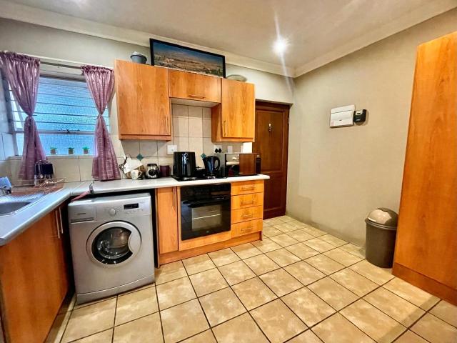Townhouse for sale in Sandton, Gauteng