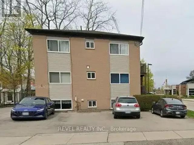 Townhouse for rent in Grimsby, Golden Horseshoe