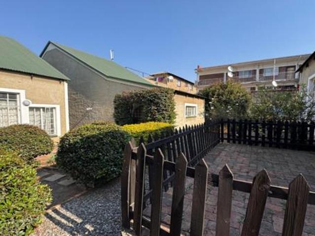 Townhouse for rent in Ekurhuleni, Gauteng