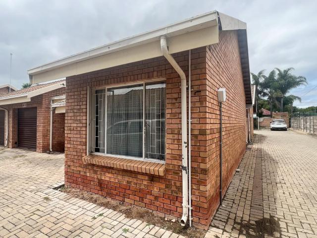 Townhouse for sale in Seshego, Limpopo