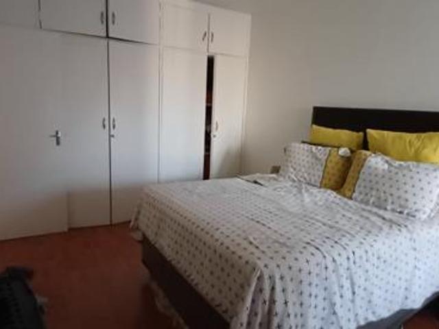 Townhouse for rent in Vosloorus, Gauteng