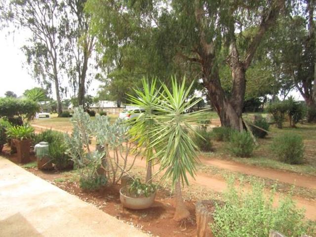 Townhouse for rent in Ekurhuleni, Gauteng