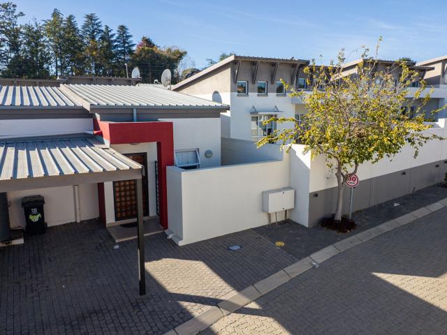 Townhouse for sale in Randburg