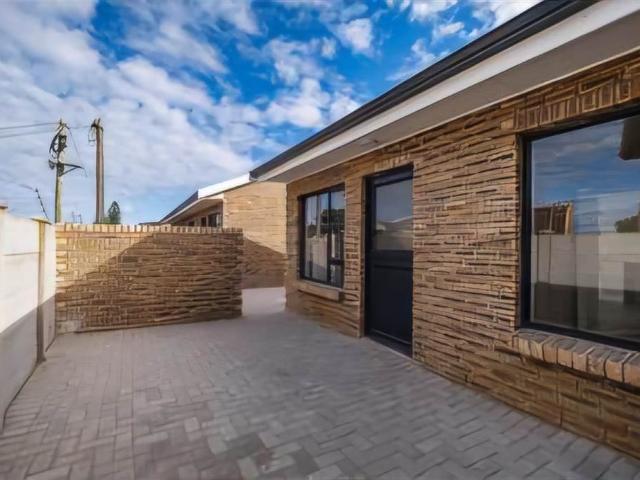 Townhouse for sale in Cape St Francis, Eastern Cape