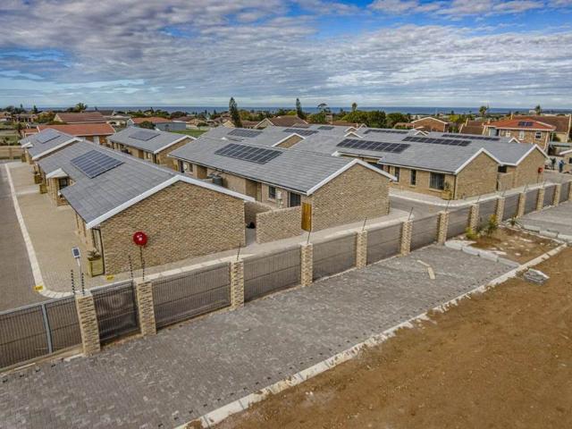 Townhouse for sale in Cape St Francis, Eastern Cape