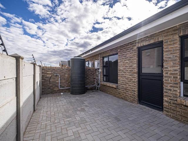 Townhouse for sale in Cape St Francis, Eastern Cape
