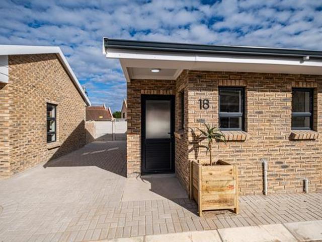 Townhouse for sale in Cape St Francis, Eastern Cape