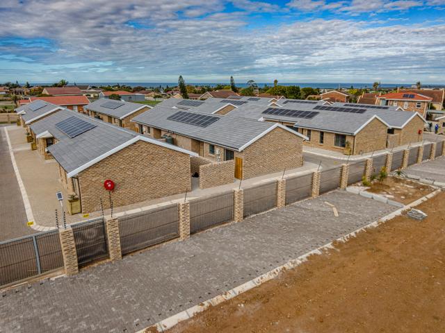 Townhouse for sale in Cape St Francis, Eastern Cape