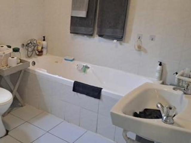 Townhouse for rent in Cape Town, Western Cape