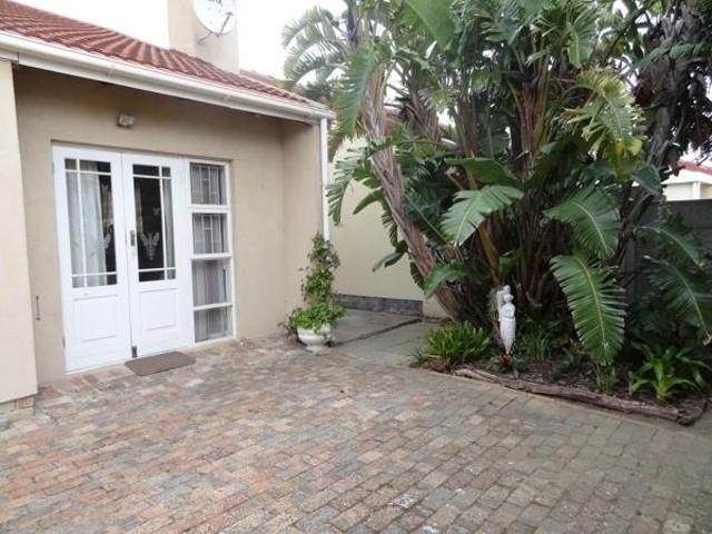 Townhouse for rent in Cape Town, City of Cape Town