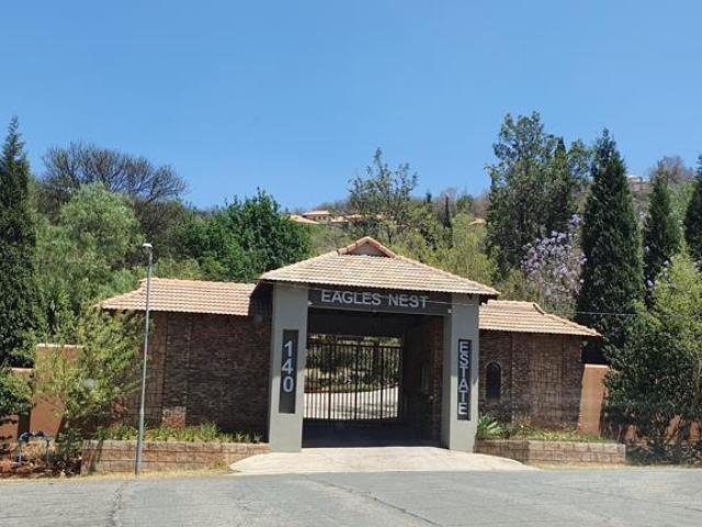 Townhouse for rent in Vosloorus, Gauteng