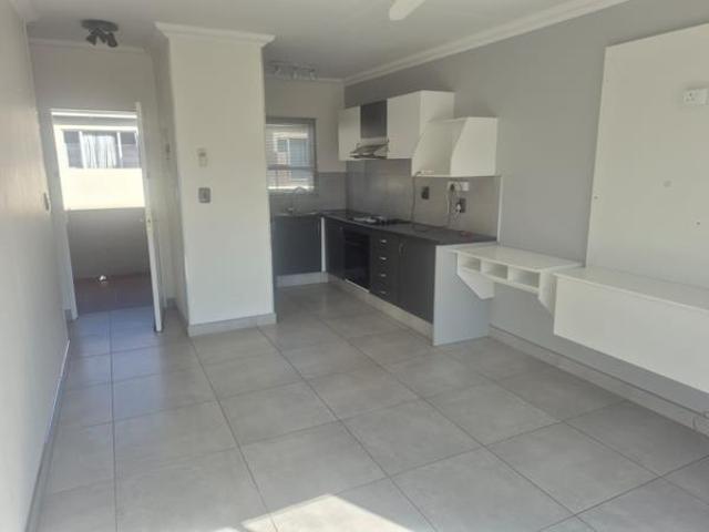 Townhouse for rent in Ekurhuleni, Gauteng