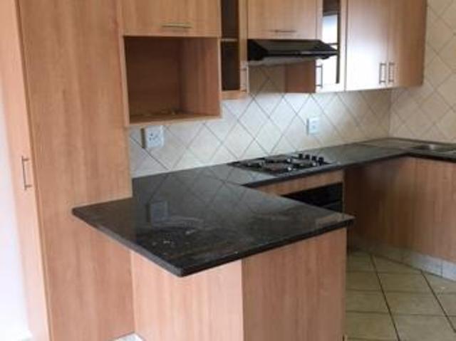 Townhouse for rent in Waterkloof, Gauteng