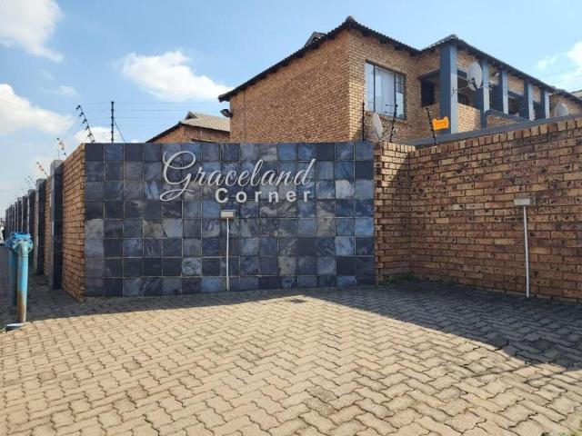 Townhouse for sale in Ekurhuleni, Gauteng
