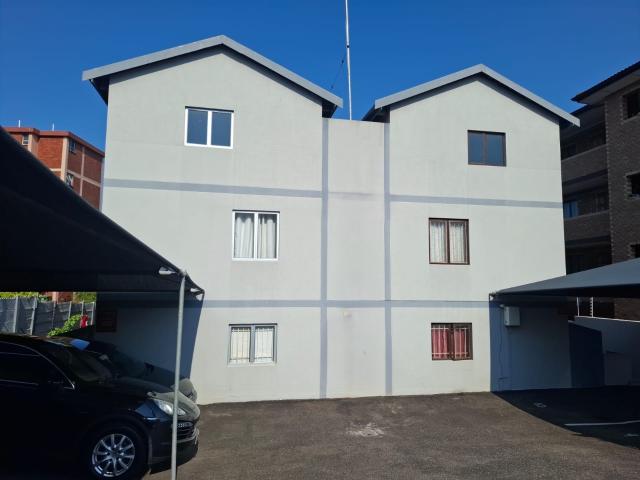 Townhouse for sale in Seaview, Kwazulu-natal