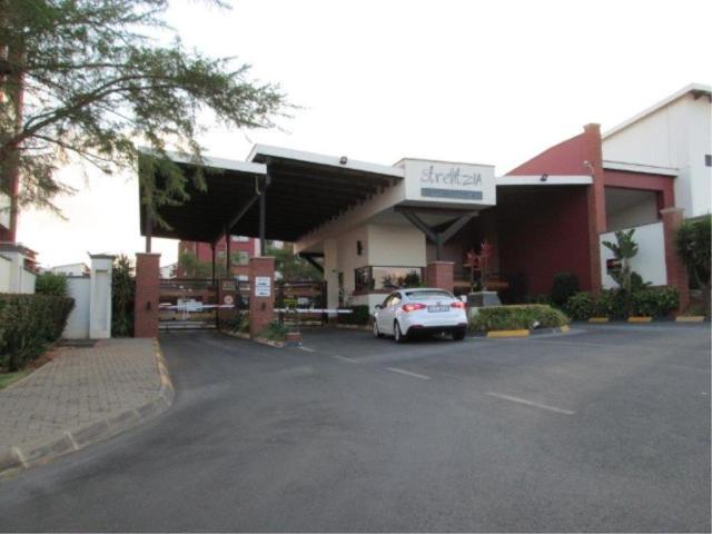 Townhouse for rent in Edenvale