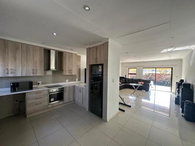 Townhouse for rent in Ekurhuleni, Gauteng