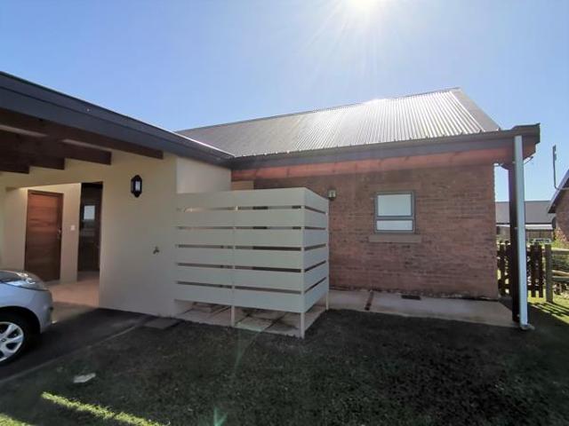 Townhouse for sale in Kwazulu-natal