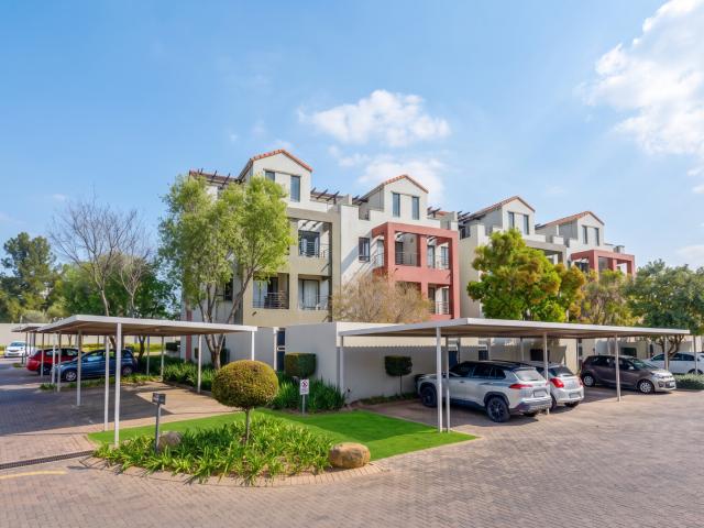 Townhouse for sale in Alexandra, Gauteng