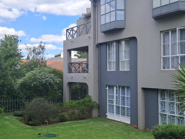 Townhouse for sale in Vosloorus, Gauteng