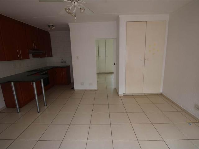 Townhouse for sale in Vosloorus, Gauteng