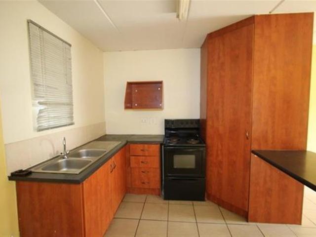 House for rent in Vosloorus, Gauteng