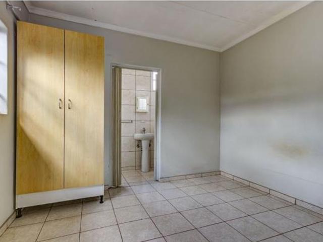 Townhouse for rent in Jansenpark, City of Ekurhuleni Metropolitan Municipality