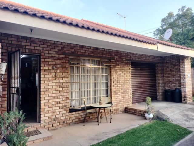 Townhouse for sale in Koppies, Free State