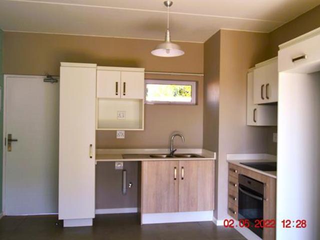 Townhouse for rent in Vosloorus, Gauteng