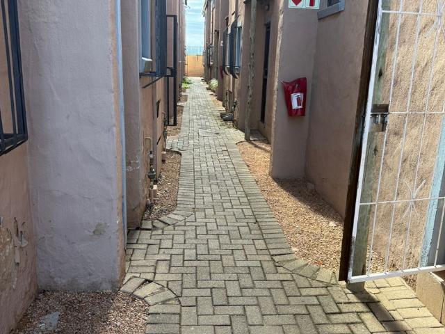 Townhouse for sale in Waterkloof, Gauteng