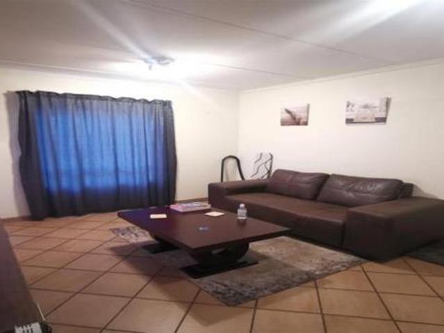 Townhouse for sale in Sedibeng, Gauteng