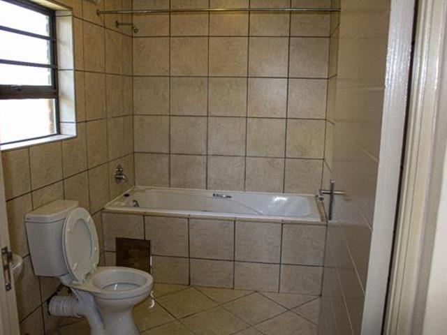 Townhouse for sale in Oranjeville, Free State