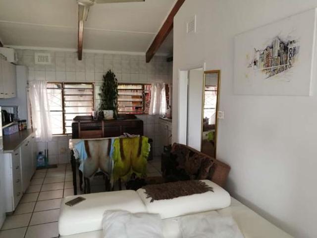 Townhouse for sale in Margate, Hibiscus Coast Local Municipality