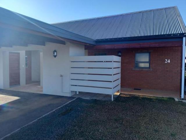 Townhouse for sale in Howick, uMgeni Local Municipality