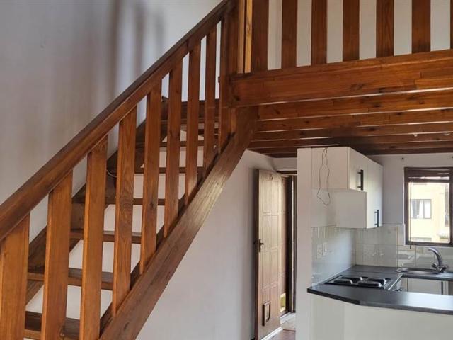 Townhouse for sale in Vosloorus, Gauteng