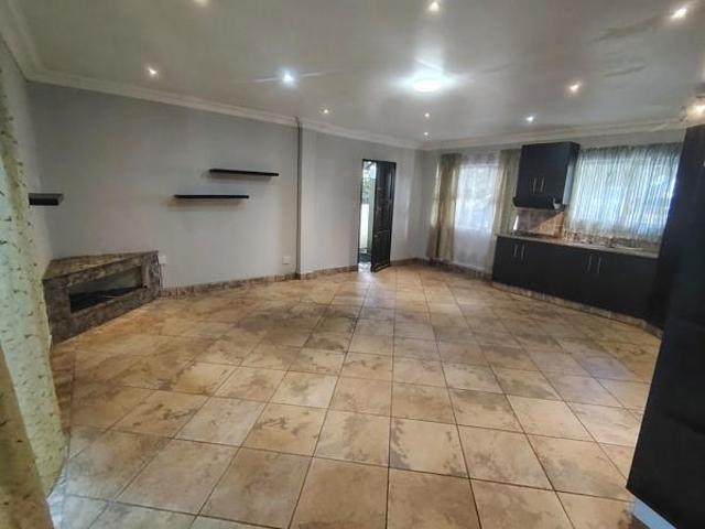 Townhouse for rent in Ugu District Municipality, Kwazulu-natal