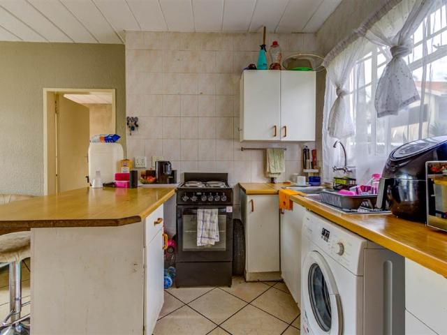 Townhouse for sale in East Rand