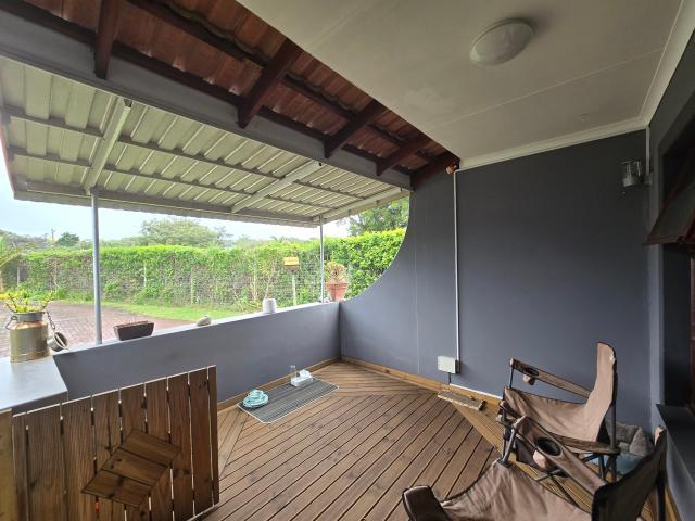 Townhouse for sale in Bushmans River Mouth, Eastern Cape
