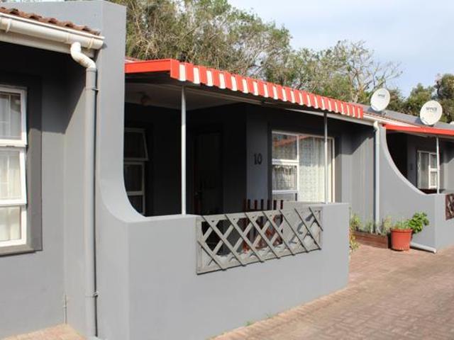 Townhouse for sale in Bushmans River Mouth, Eastern Cape