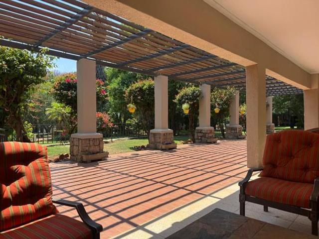 Townhouse for sale in Tlhabane, North West