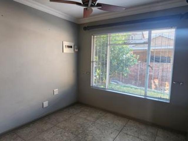 Townhouse for sale in Bloemfontein, Free State