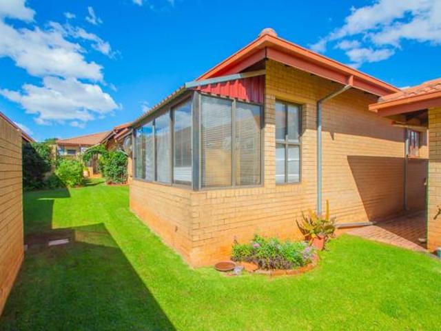 Townhouse for sale in Westonaria, Gauteng