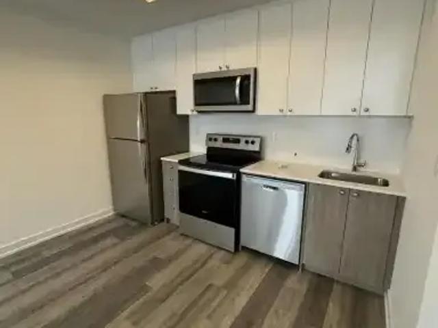 Townhouse for rent in Kitchener, Ontario