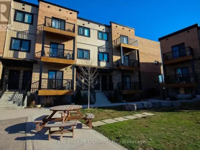 Townhouse for rent in Kitchener, Ontario