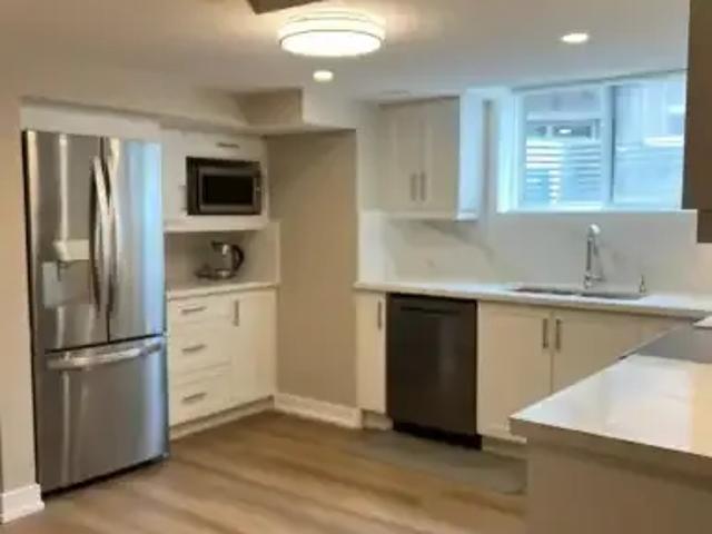 Townhouse for rent in Oakville, Ontario
