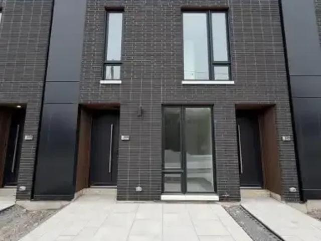 Townhouse for rent in Niagara, Ontario