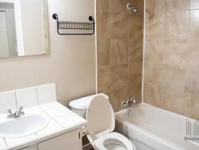 Townhouse for rent in Surrey, British Columbia